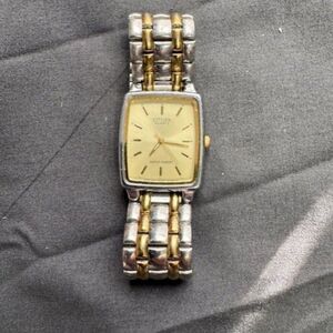 Jimmy Crystal New York | Accessories | Jimmy Crystal New  display picture 3
